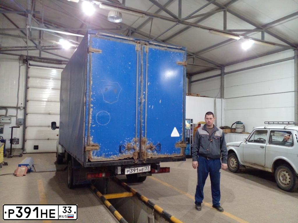 Фото автомобиля GAZ 3302 EL, 2013 — госномер М088УВ33. Цвет: БЕЛЫЙ