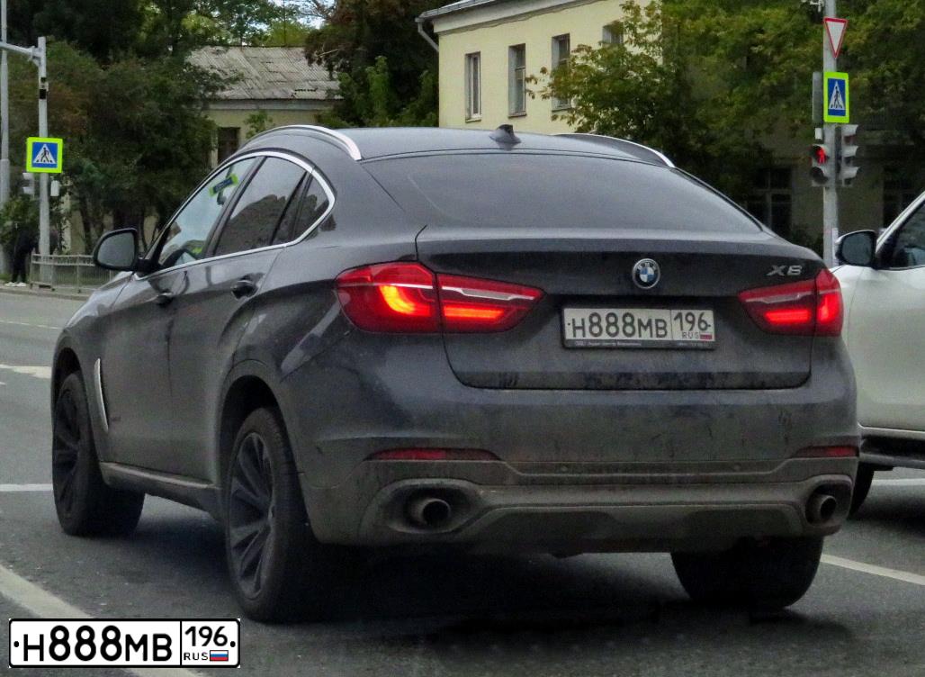 Фото автомобиля BMW X6, 2015 — госномер Н888МВ196. Цвет: ТЕМНО-СЕРЫЙ