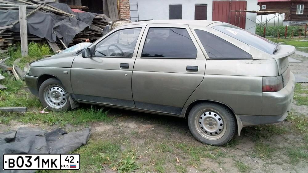 Фото автомобиля LADA 2112, 2001 — госномер С465НС142. Цвет: СЕРЕБР. СЕРО-ЗЕЛЕНЫЙ