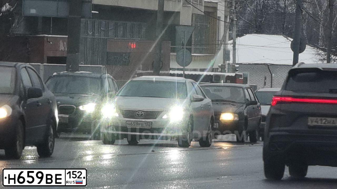 Фото автомобиля UAZ 3741, 2007 — госномер Н659ВЕ152. Цвет: БЕЛО-СЕРЫЙ
