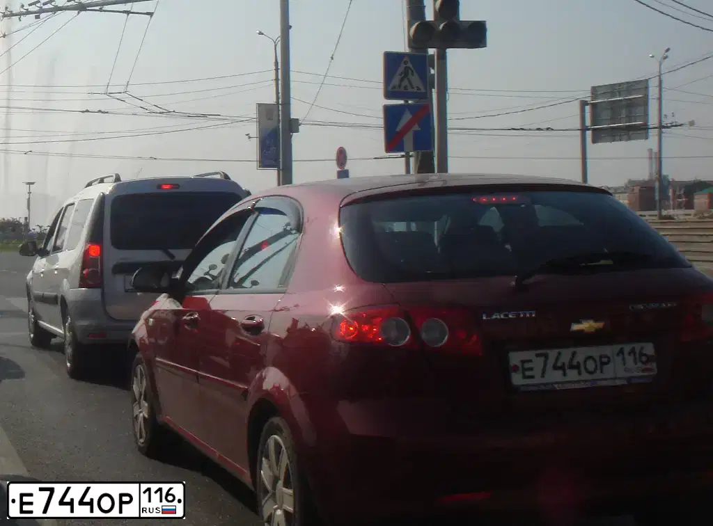 Фото автомобиля CHEVROLET LACETTI, 2007 — госномер Р192ОМ716