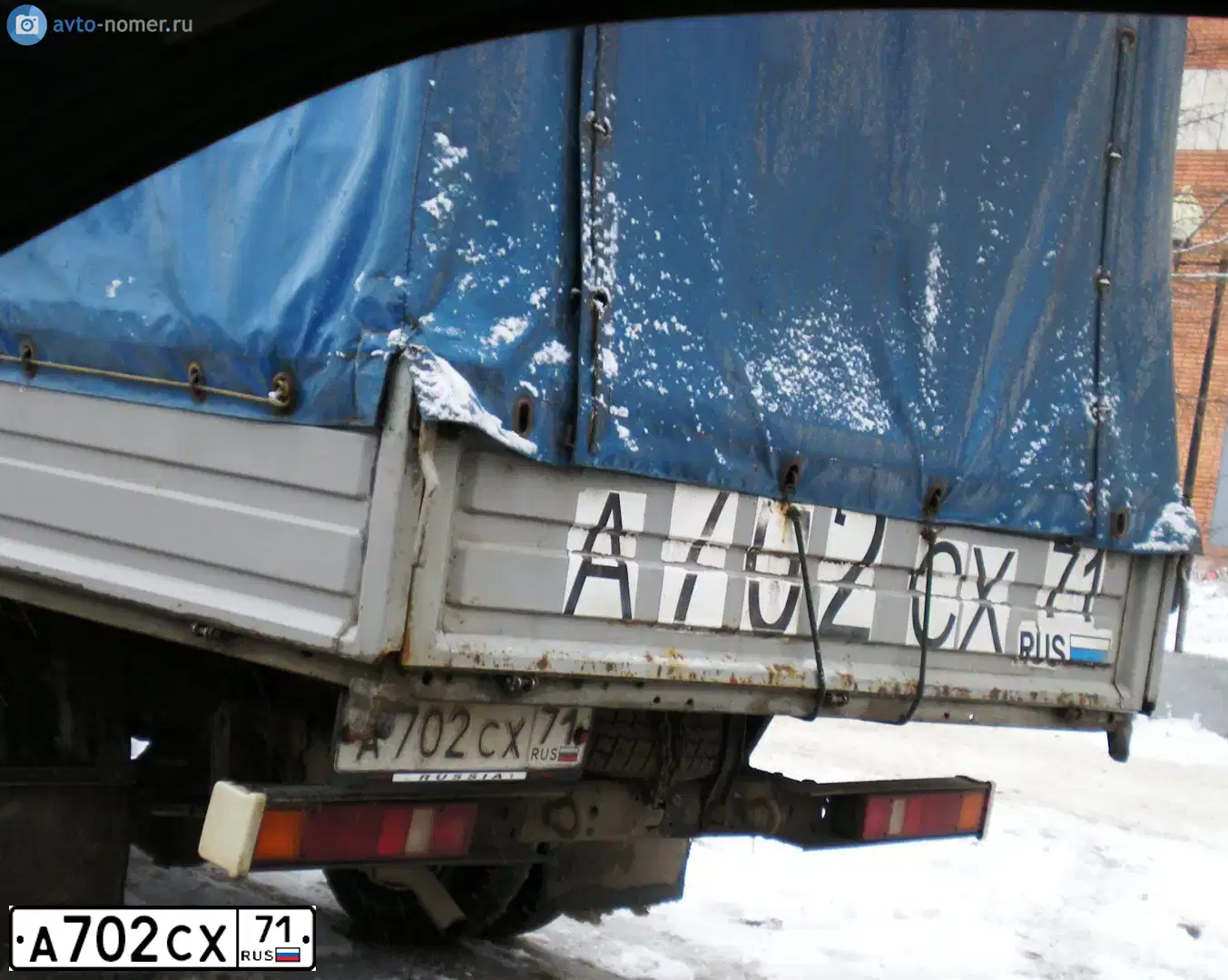 Фото автомобиля GAZ Z 3302 GAZELLE, 2004 — госномер О988КО797. Цвет: ЮНИОР