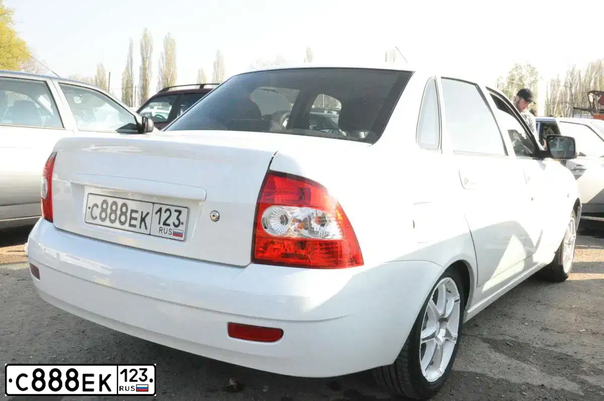 Фото автомобиля GAZ 3302 EL, 2001 — госномер С888ЕК123. Цвет: ТЕМНО-СИНИЙ