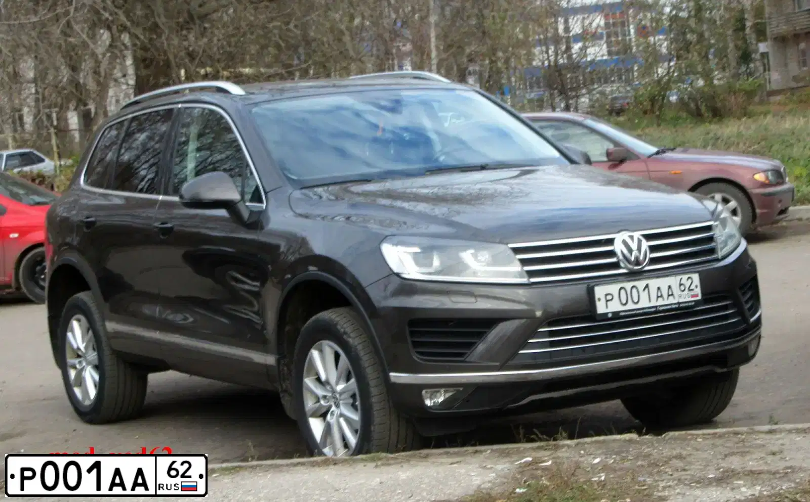 Фото автомобиля SHAANXI SX 325 /6X4/, 2012 — госномер Х608РК33. Цвет: ЖЕЛТЫЙ