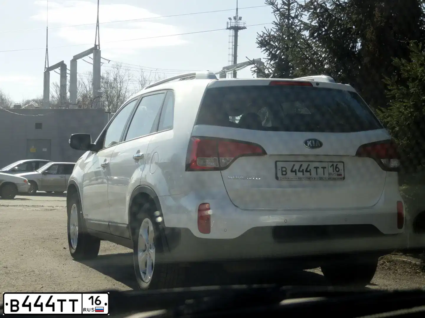 Фото автомобиля INFINITI QX70 /FX/, 2017 — госномер А854ХЕ763. Цвет: БЕЛЫЙ