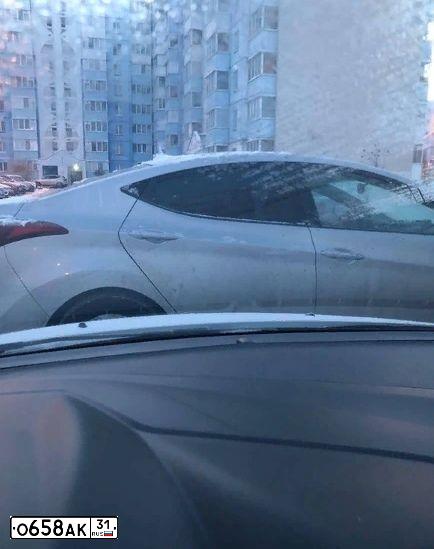 Фото автомобиля HYUNDAI ELANTRA, 2014 — госномер О658АК31. Цвет: СЕРЕБРИСТЫЙ