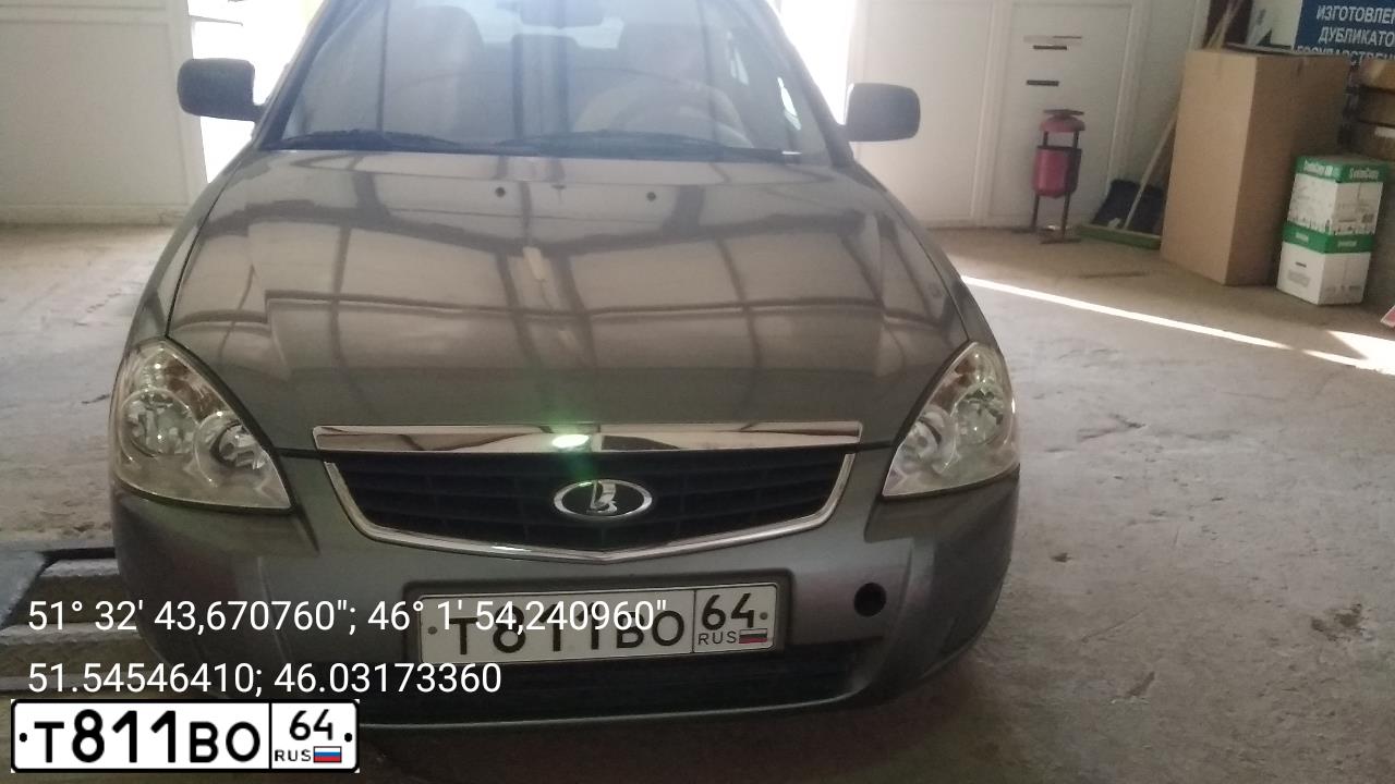 Фото автомобиля LADA 2170 PRIORA, 2013 — госномер Т811ВО64. Цвет: СЕРО ЗЕЛЕНЫЙ МЕТАЛЛ