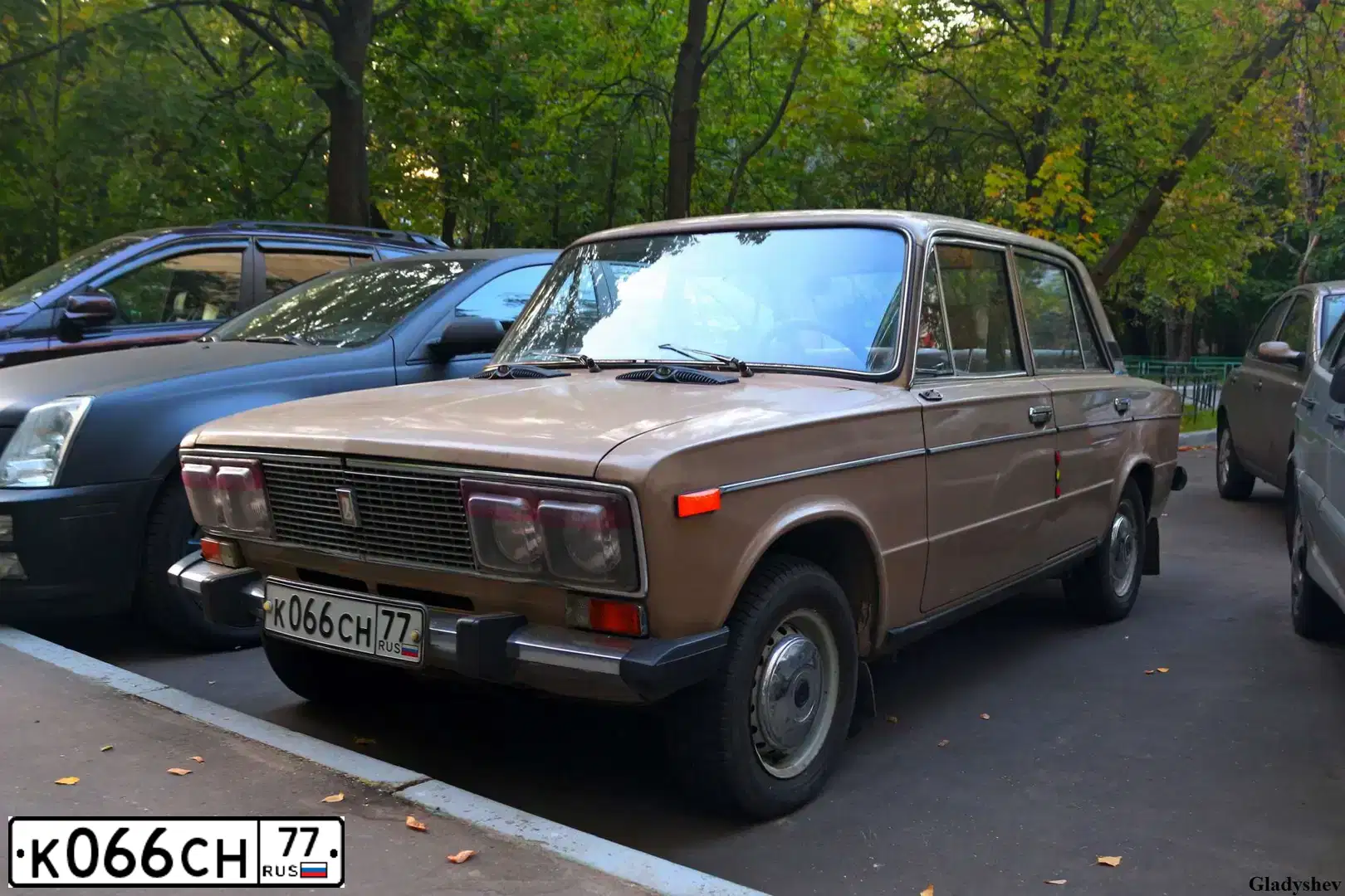 Фото автомобиля ВАЗ 21063, 1988 — госномер Н927ТХ62. Цвет: ТЕМНО-БЕЖЕВЫЙ