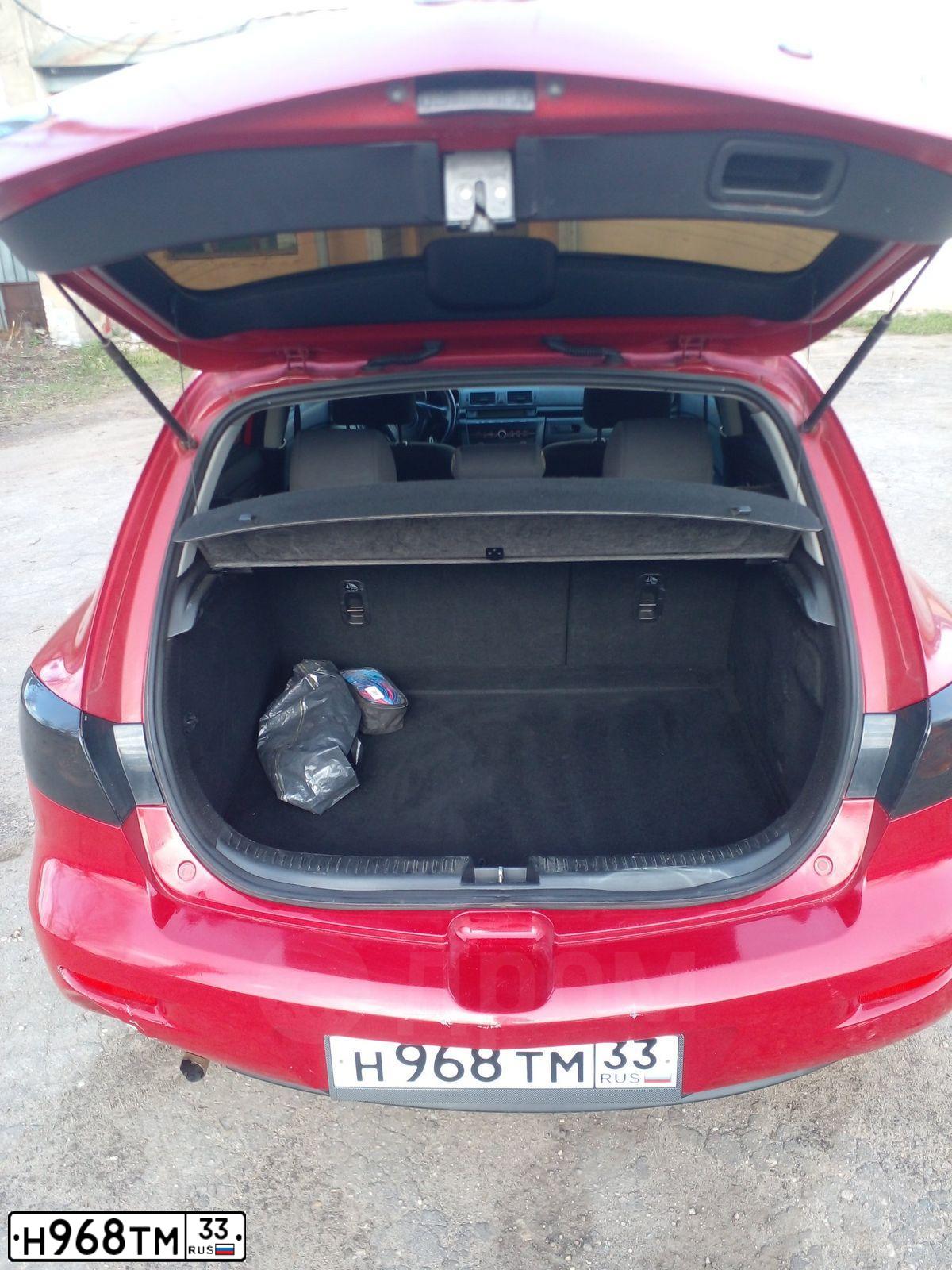 Фото автомобиля MAZDA 3, 2004 — госномер А210УА33. Цвет: Красный