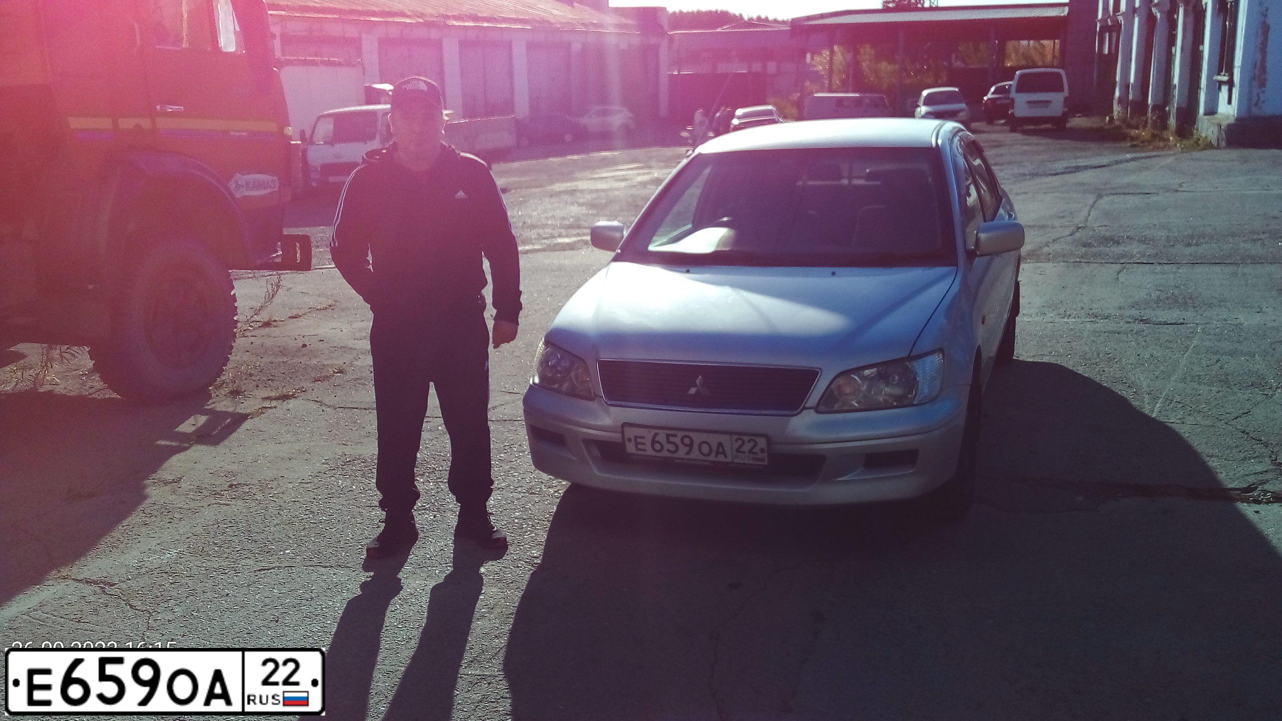 Фото автомобиля MITSUBISHI LANCER, 2001 — госномер С525КН196