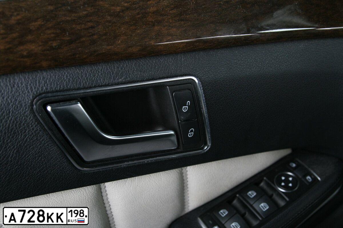 Фото автомобиля MERCEDES E-KLASSE, 2013 — госномер М666ЕР74. Цвет: ЧЕРНЫЙ