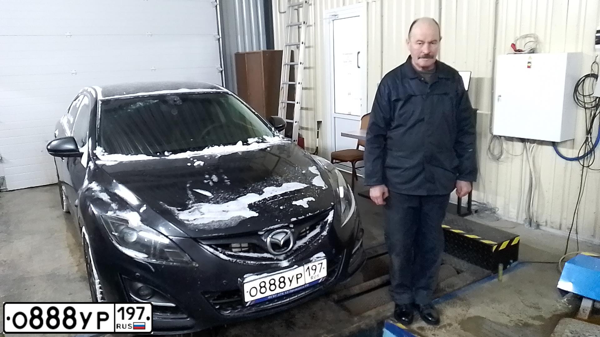 Фото автомобиля MAZDA 6, 2012 — госномер О888УР197. Цвет: ЧЕРНЫЙ