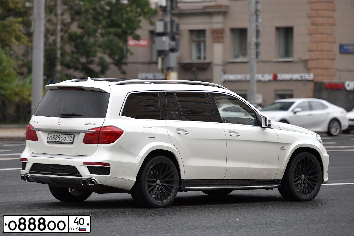 Фото автомобиля BMW SERIE 7, 2008 — госномер С825ВН136. Цвет: ЧЕРНЫЙ