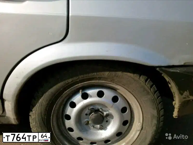 Фото автомобиля LADA 2109 SAMARA, 2003 — госномер Р188КМ64. Цвет: СЕРЕБРИСТЫЙ