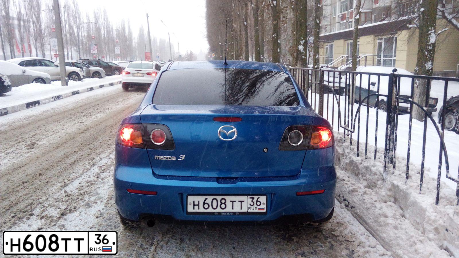 Фото автомобиля MAZDA 3, 2006 — госномер Н608ТТ36. Цвет: СВЕТЛО-СИНИЙ