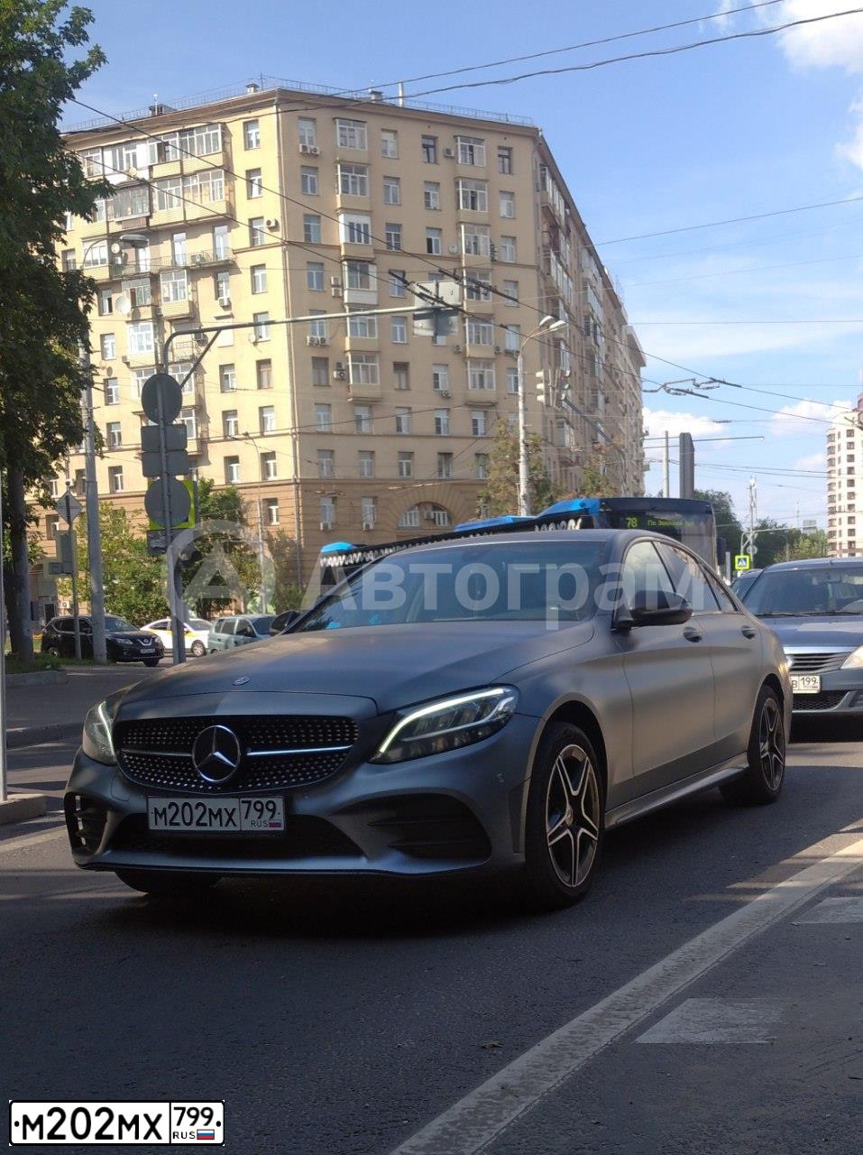 Фото автомобиля BMW X6, 2008 — госномер М202МХ799. Цвет: ЧЕРНЫЙ