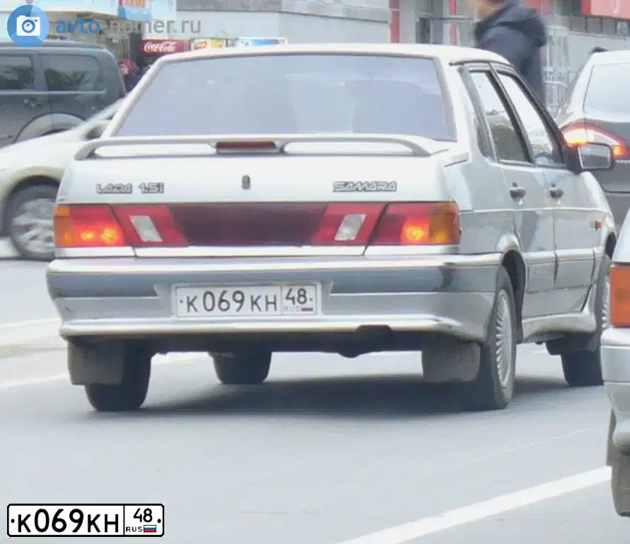 Фото автомобиля LADA 2115 SAMARA, 2003 — госномер С001ЕР48. Цвет: СВЕТЛО-СЕРЕБРИСТЫЙ  МЕТАЛЛИК