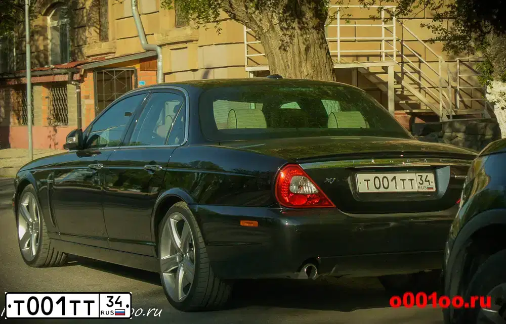Фото автомобиля MAZDA 6, 2004 — госномер Т001ТТ34. Цвет: СЕРЫЙ