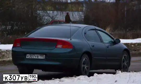 Фото автомобиля DODGE INTREPID, 2001 — госномер К307УВ190. Цвет: СЕРО-ЗЕЛЕНЫЙ