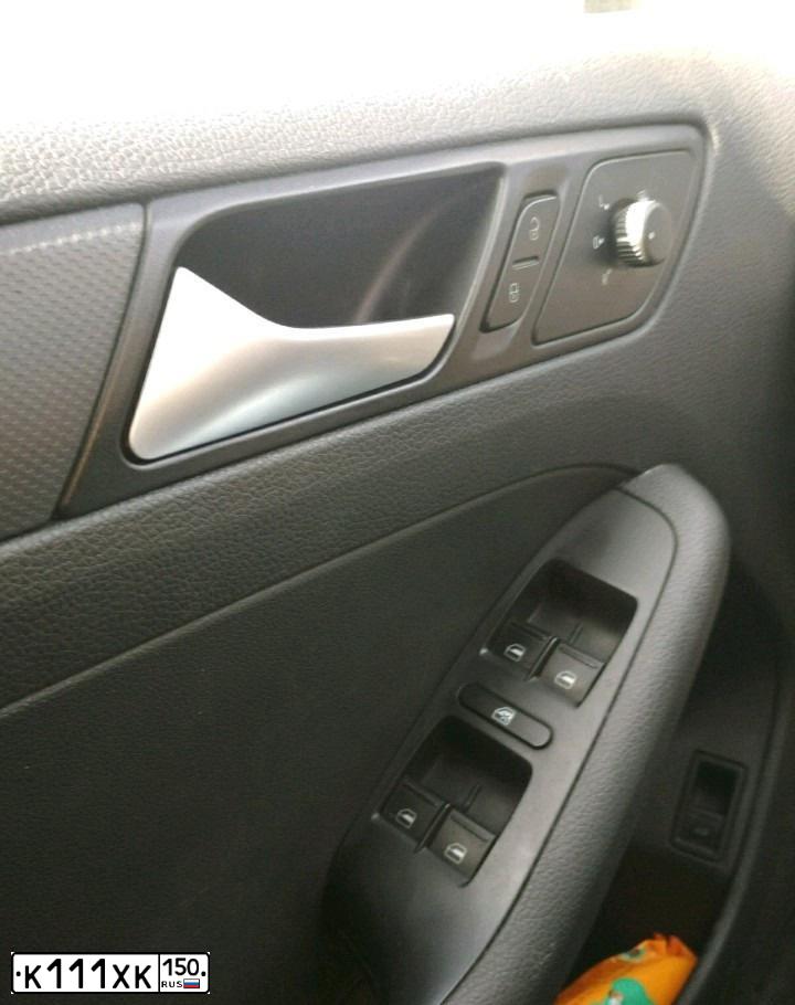 Фото автомобиля MAZDA 3, 2006 — госномер Х093ЕМ96. Цвет: ЧЕРНЫЙ