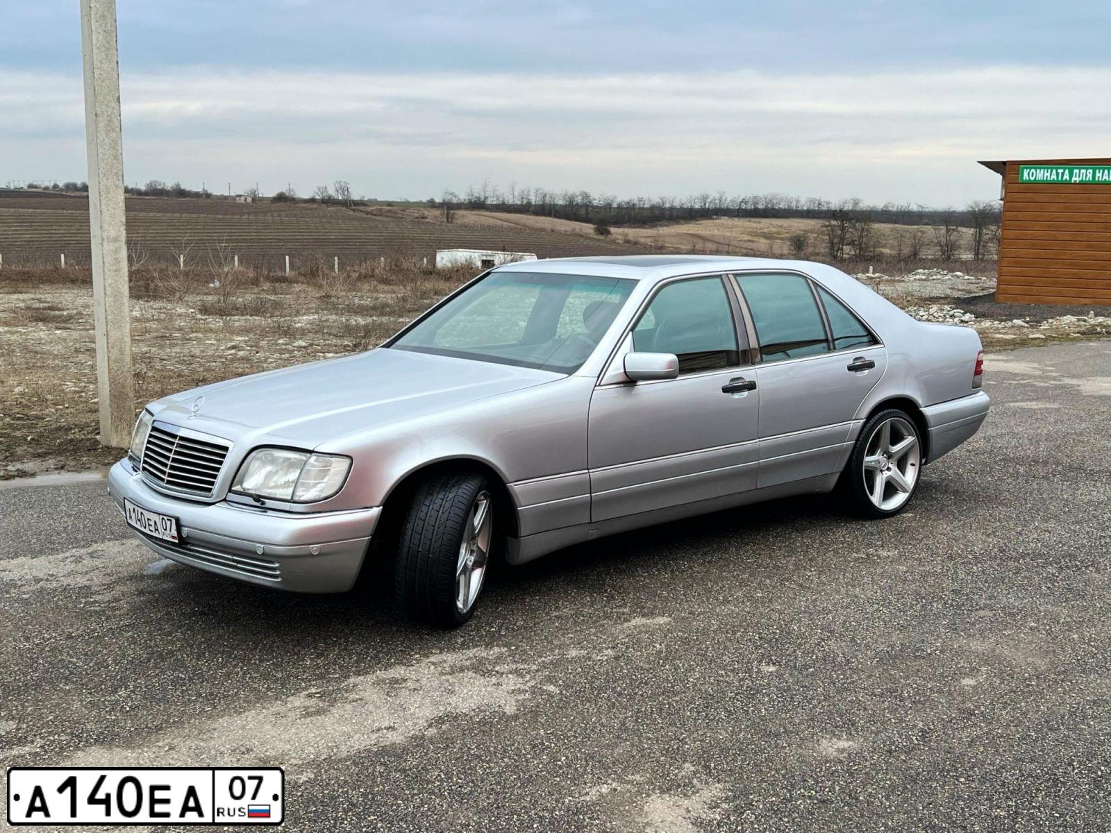 Фото автомобиля MERCEDES S-KLASSE, 1995 — госномер А140ЕА07. Цвет: Серебристый