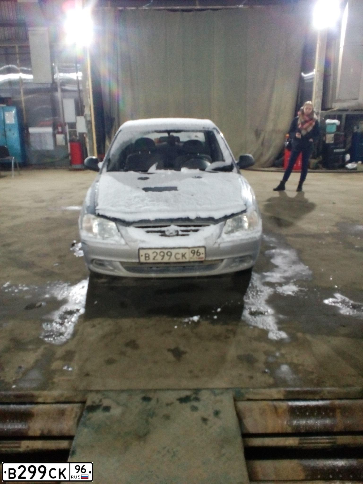 Фото автомобиля TAGAZ ACCENT, 2007 — госномер В299СК96. Цвет: серебристый