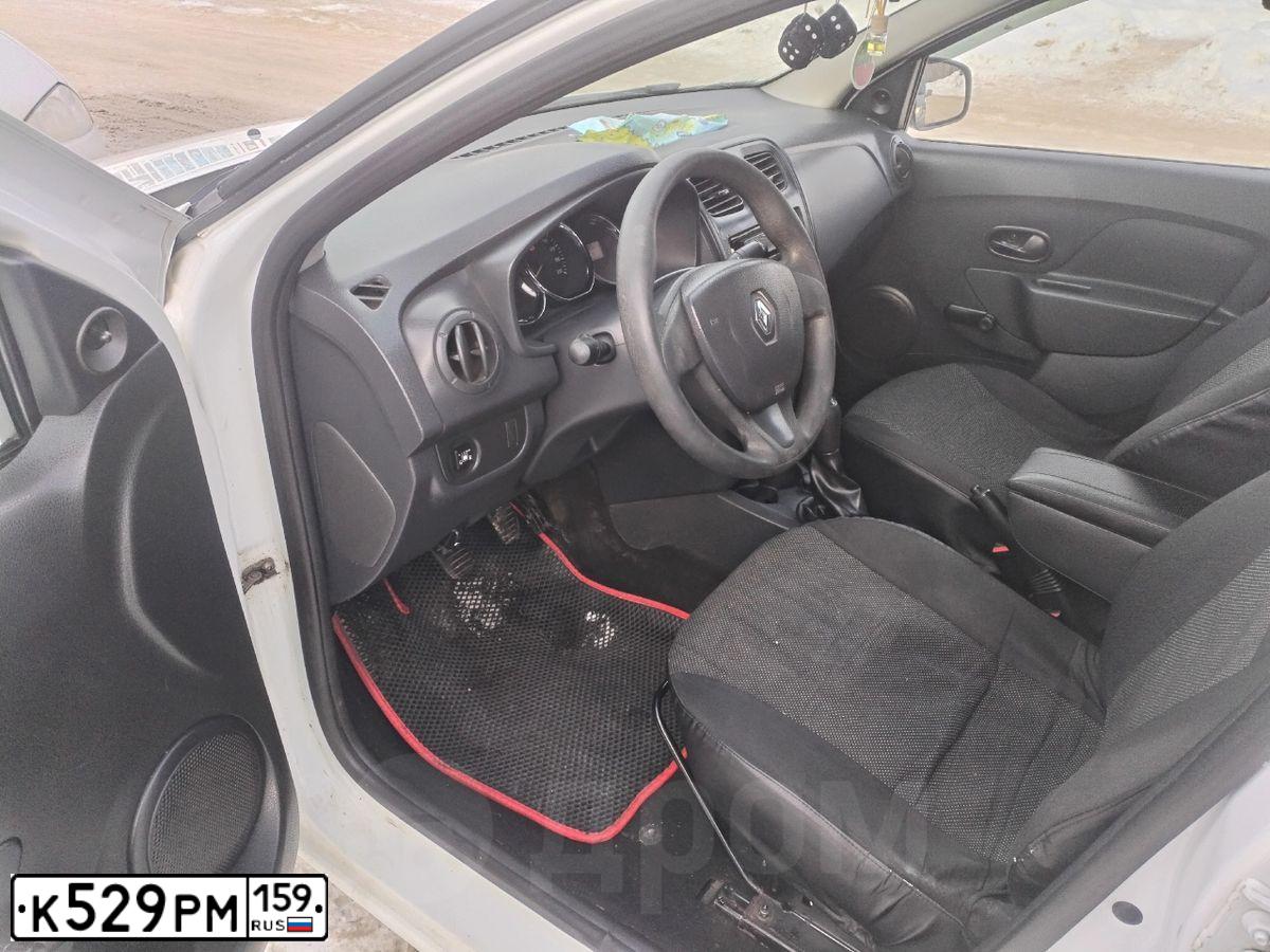 Фото автомобиля RENAULT LOGAN, 2017 — госномер К529РМ159. Цвет: Белый