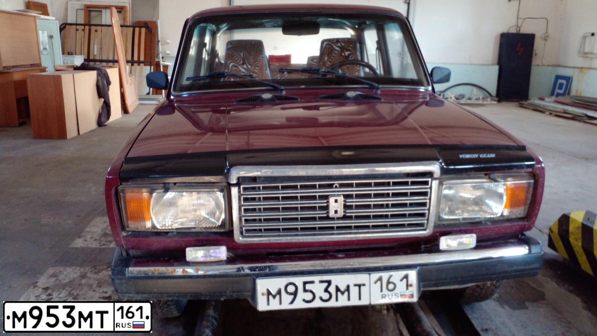 Фото автомобиля LADA 2107, 2003 — госномер М953МТ161. Цвет: ТЕМНО-БОРДОВЫЙ