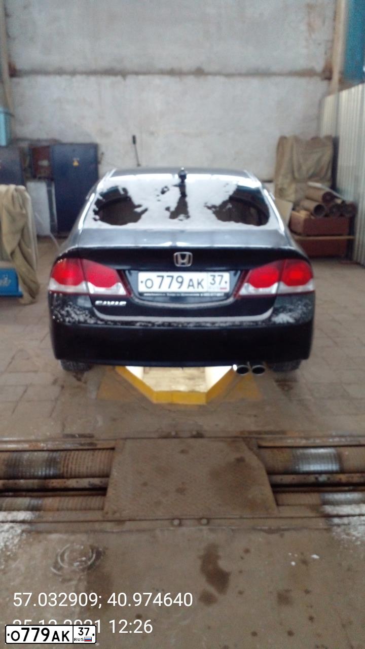 Фото автомобиля HONDA CIVIC, 2010 — госномер О779АК37. Цвет: ЧЕРНЫЙ