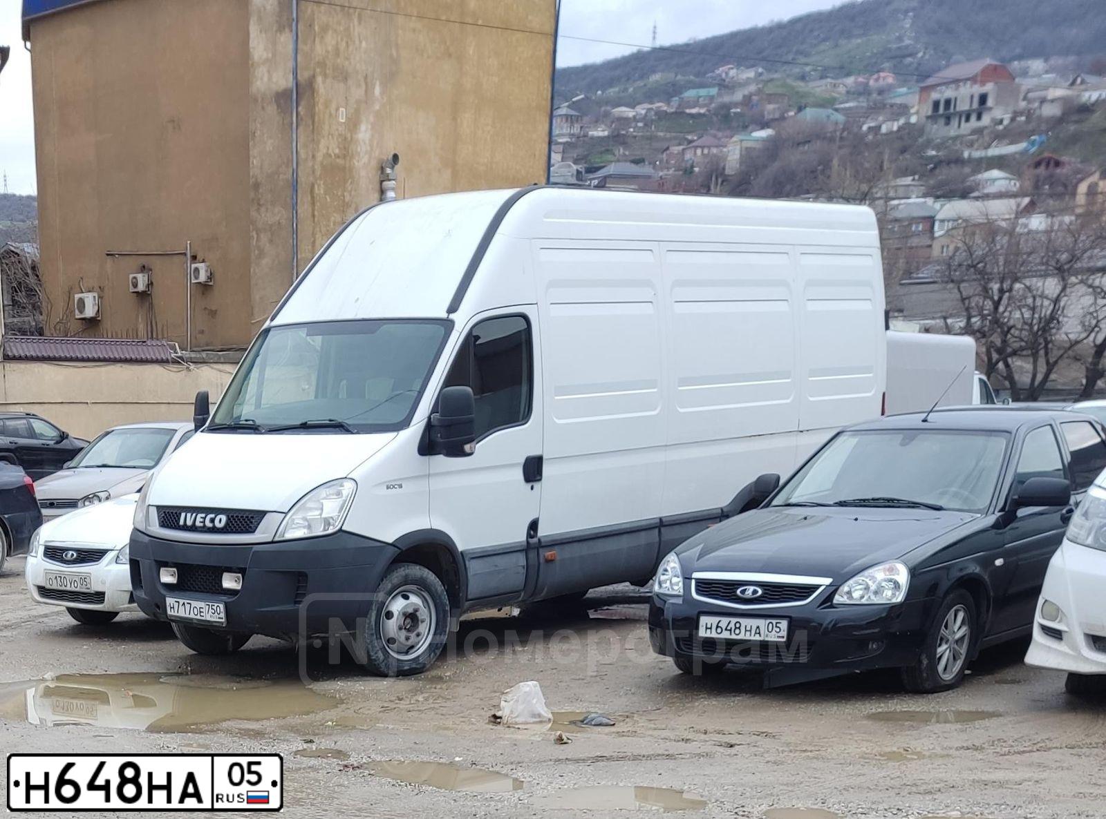 Фото автомобиля LADA 2170 PRIORA, 2009 — госномер Н648НА05. Цвет: Сине-Черный