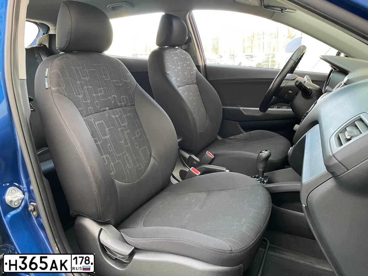 Фото автомобиля KIA RIO, 2012 — госномер Н365АК178. Цвет: СИНИЙ