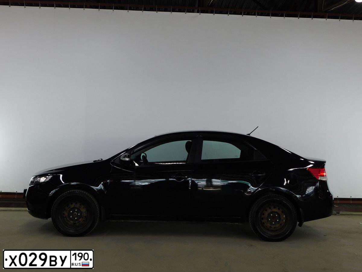 Фото автомобиля KIA CERATO, 2010 — госномер Т368ТЕ193. Цвет: ЧЕРНЫЙ