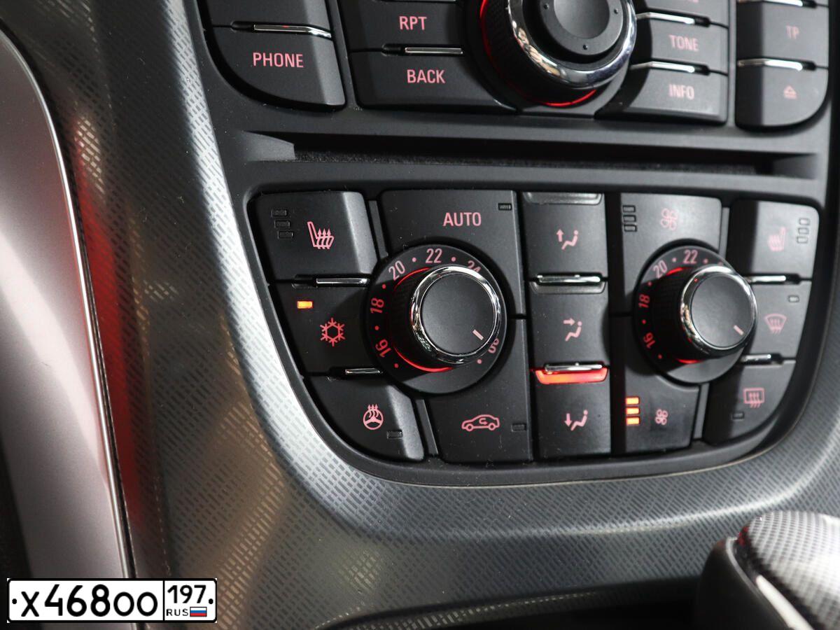 Фото автомобиля OPEL ASTRA, 2011 — госномер М795ТТ73. Цвет: ЧЕРНЫЙ