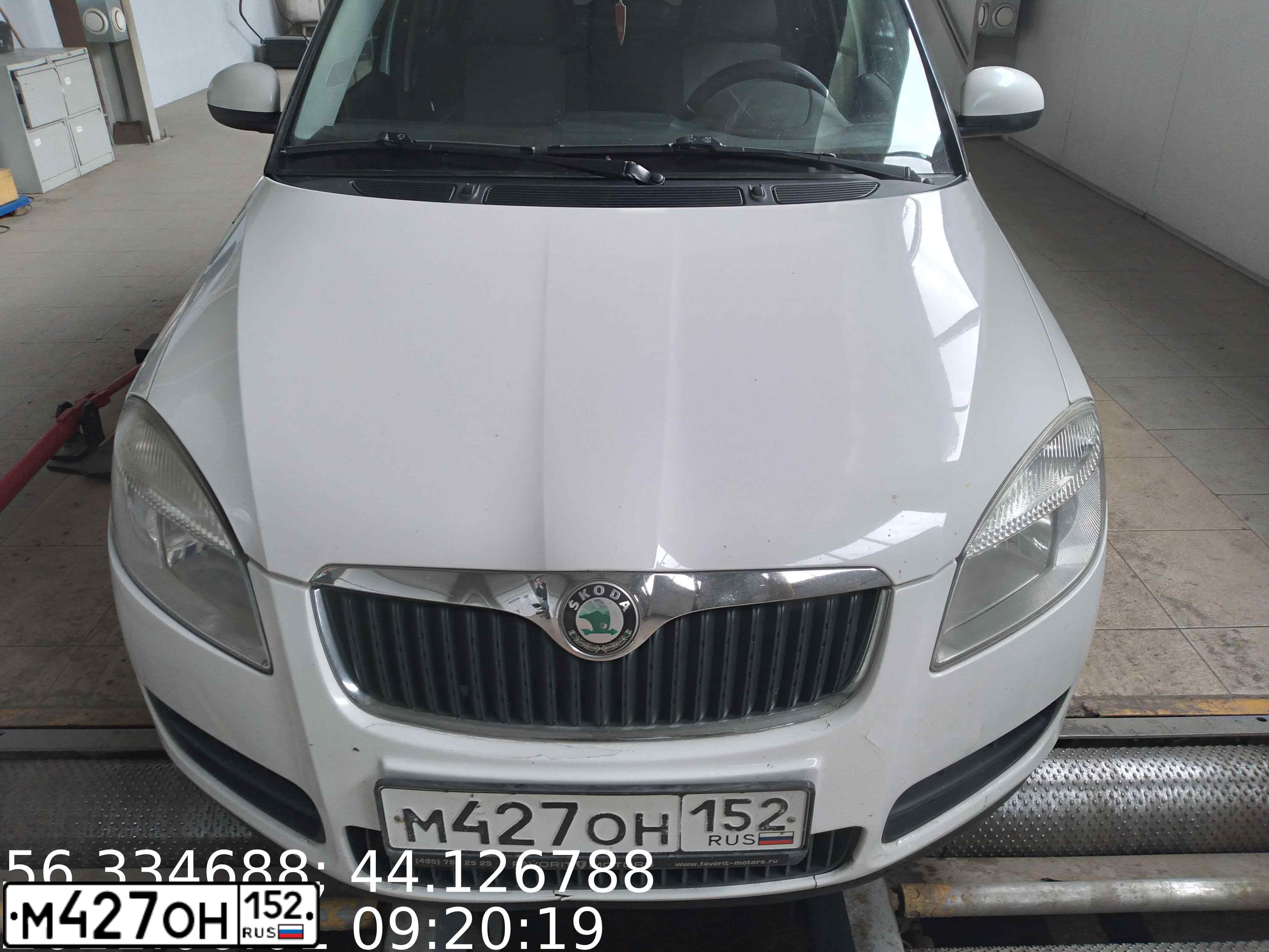 Фото автомобиля SKODA FABIA, 2008 — госномер М427ОН152. Цвет: Белый
