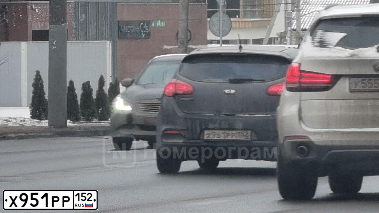 Фото автомобиля VOLVO S60, 2008 — госномер Х888ЕК199. Цвет: ЧЕРНЫЙ