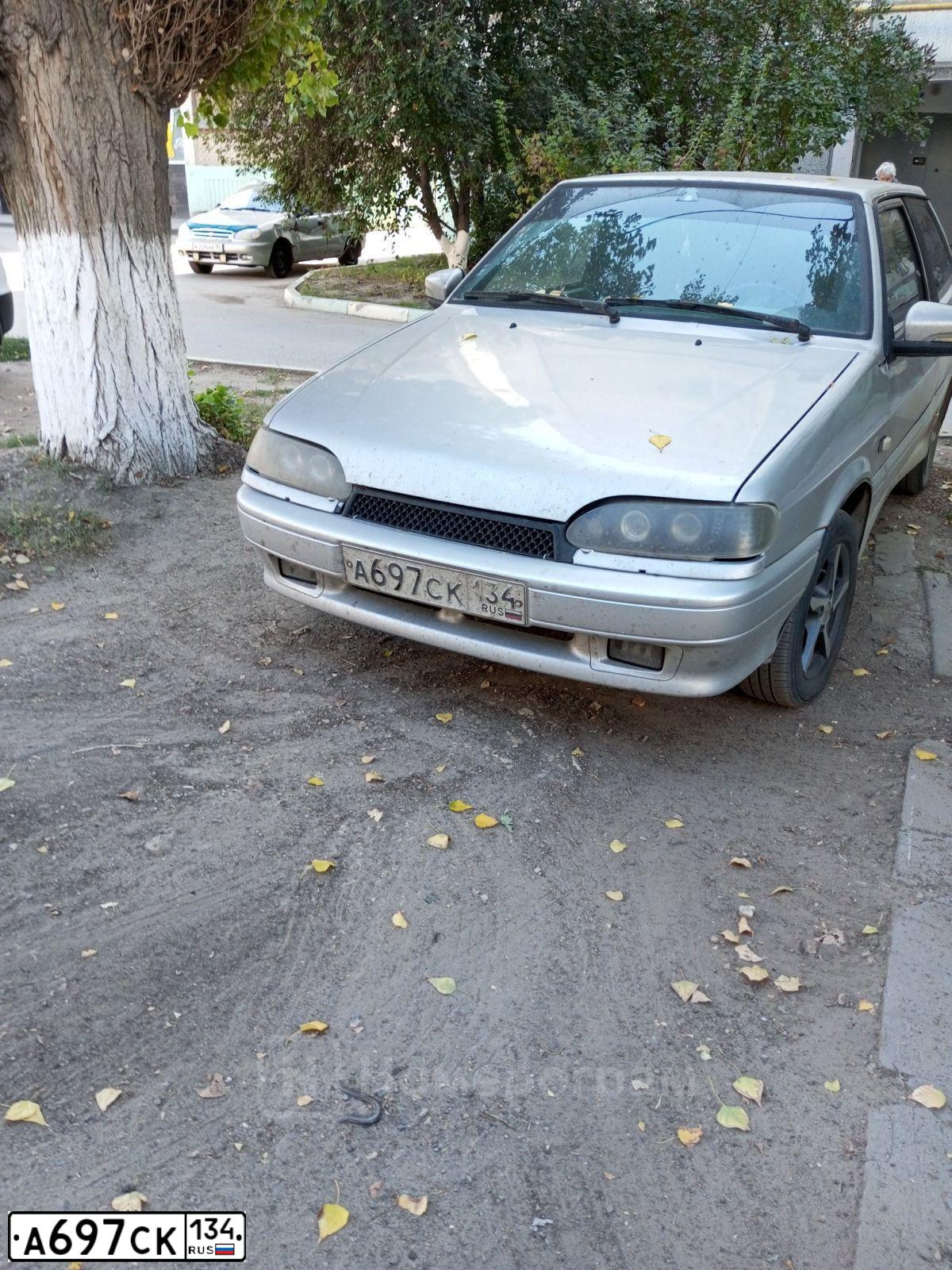 Фото автомобиля LADA 2113, 2007 — госномер Е182РС08