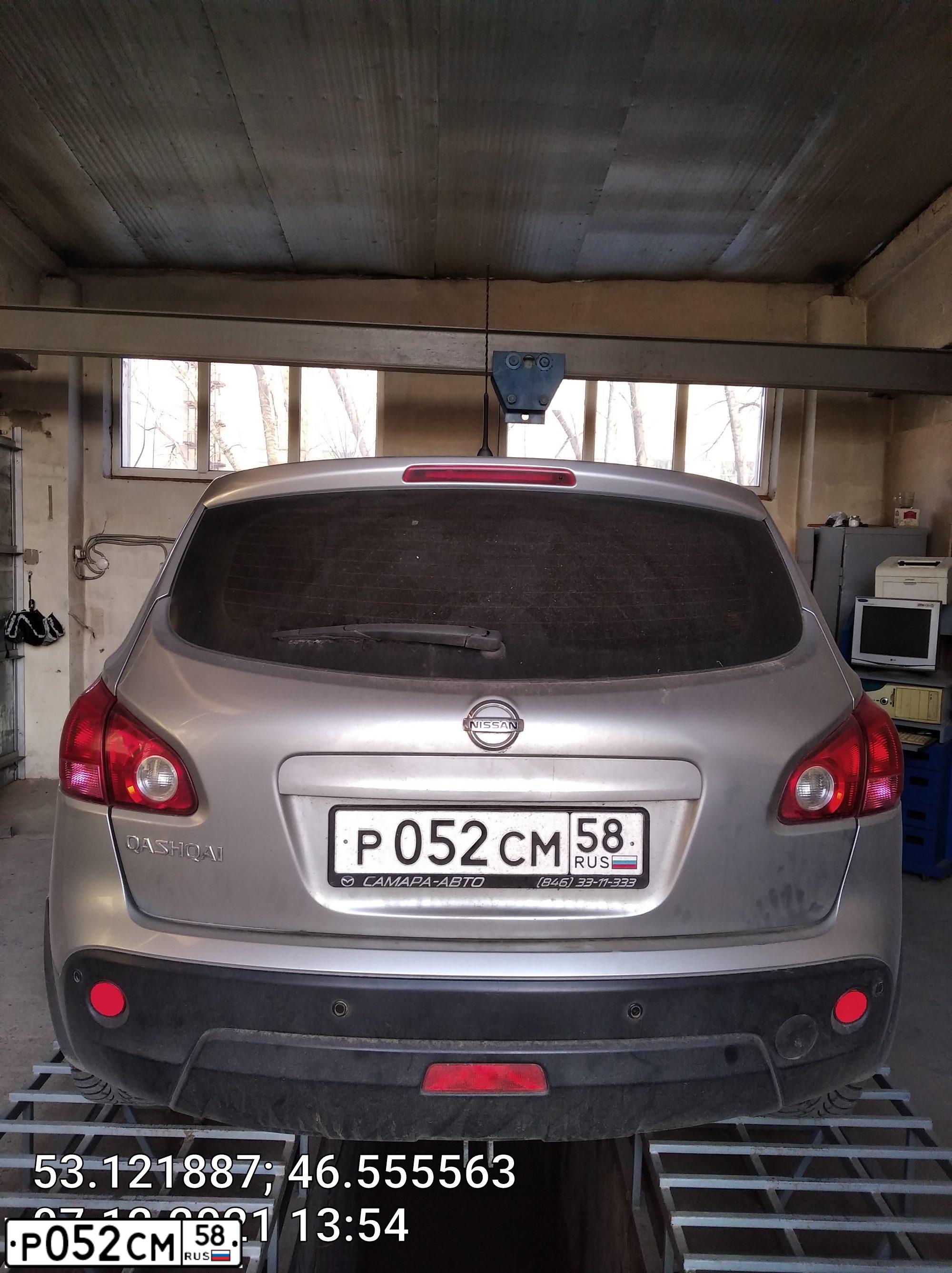 Фото автомобиля NISSAN QASHQAI, 2008 — госномер Р052СМ58. Цвет: СЕРЕБРИСТЫЙ