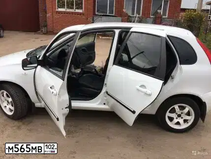 Фото автомобиля LADA 2114 SAMARA, 2005 — госномер М565МВ102. Цвет: СЕРЕБРИСТО-ЖЕЛТЫЙ