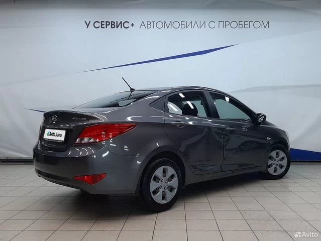 Фото автомобиля HYUNDAI SOLARIS, 2015 — госномер А297АМ550. Цвет: СЕРЫЙ ТЕМНЫЙ