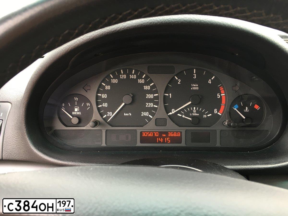 Фото автомобиля BMW SERIE 3, 2002 — госномер Е314ВА164. Цвет: БЕЛЫЙ