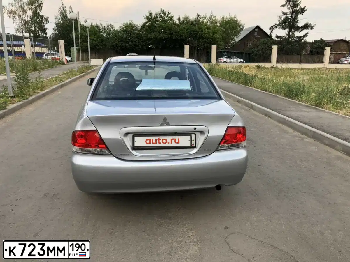 Фото автомобиля MITSUBISHI LANCER, 2006 — госномер В250ОО797. Цвет: Серебристый