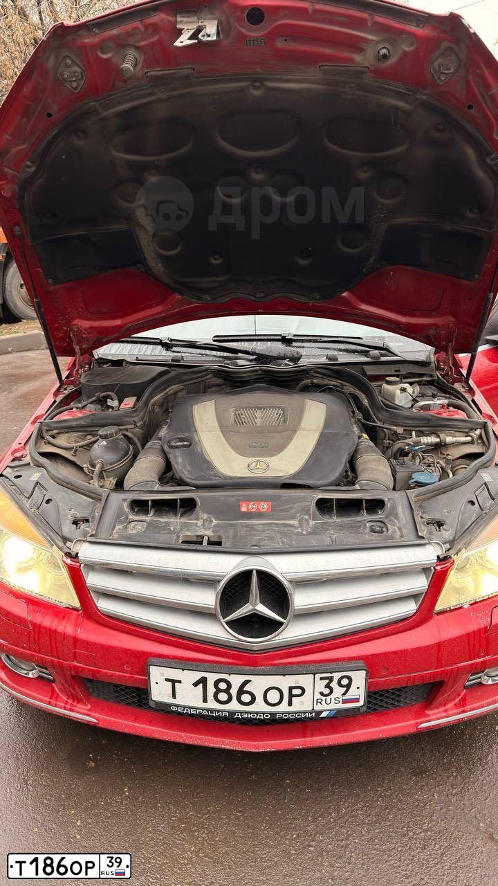Фото автомобиля MERCEDES C-KLASSE, 2009 — госномер Т186ОР39. Цвет: КРАСНЫЙ