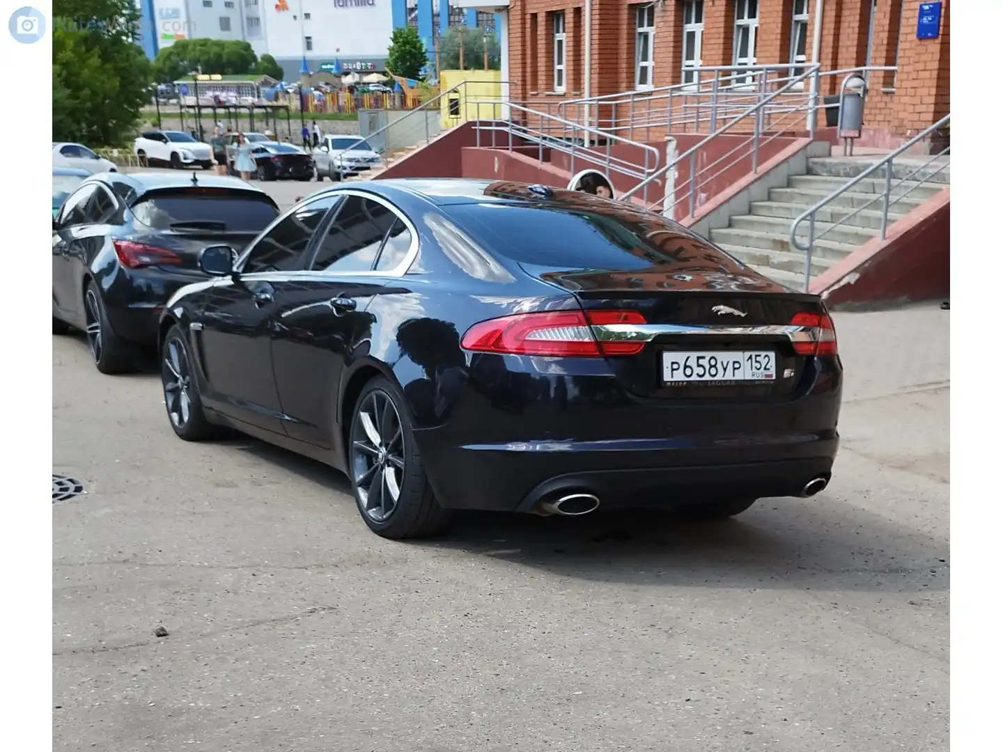 Фото автомобиля JAGUAR XF-SERIE, 2012 — госномер Х025НР37. Цвет: ЧЕРНЫЙ
