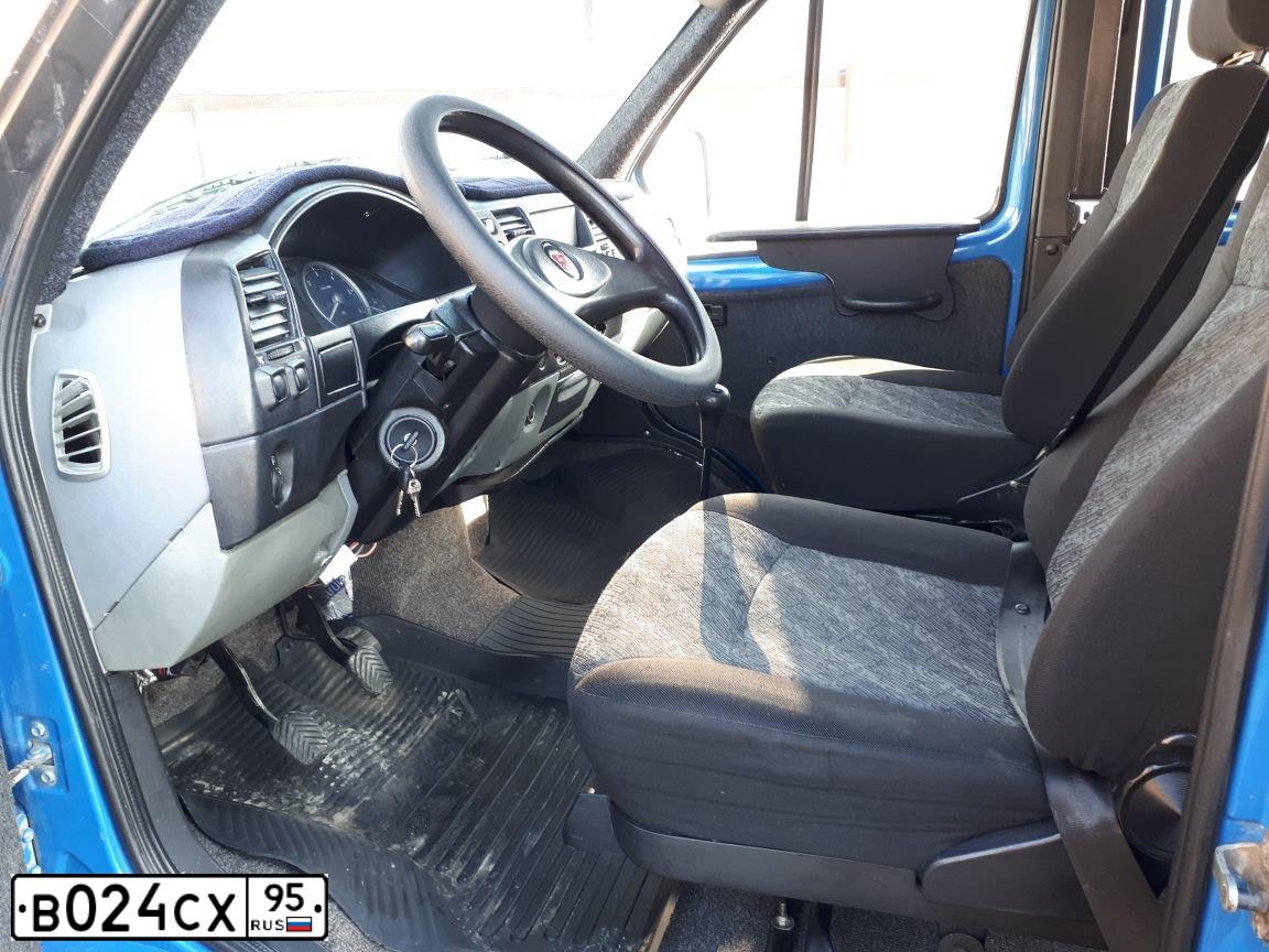 Фото автомобиля GAZ 3302 EL, 2010 — госномер Р154УР05. Цвет: синий