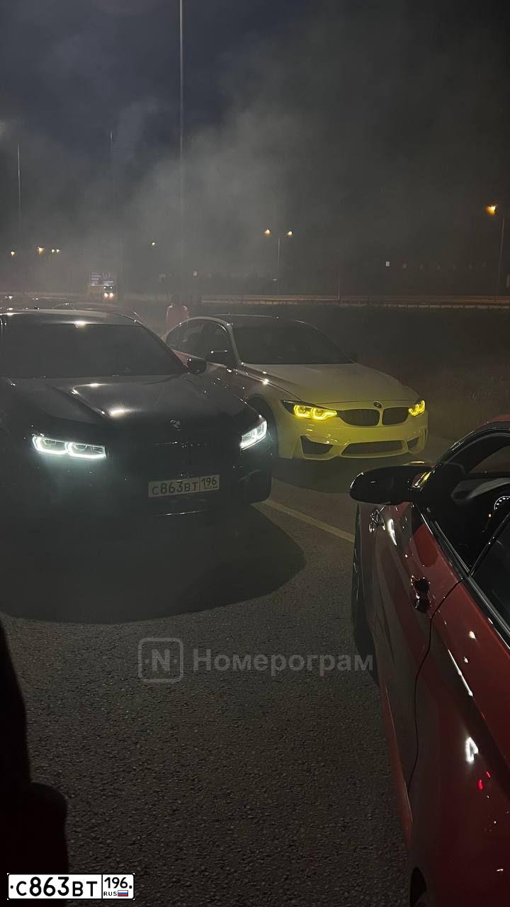Фото автомобиля BMW SERIE 7, 2020 — госномер С863ВТ196. Цвет: ЧЕРНЫЙ