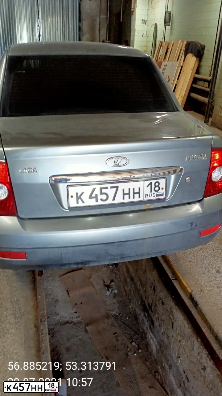Фото автомобиля LADA 2170 PRIORA, 2008 — госномер К457НН18. Цвет: СРЕДНИЙ СЕРО-ЗЕЛЕН МЕТ