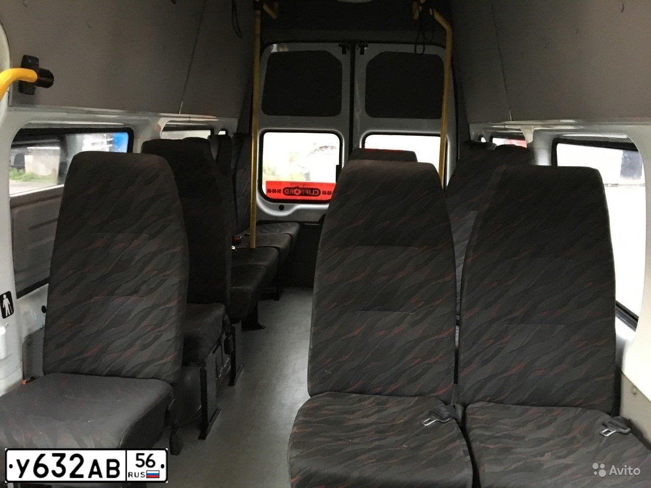 Фото автомобиля FORD TRANSIT АВТОБУС, 2013 — госномер У033СА05. Цвет: Белый