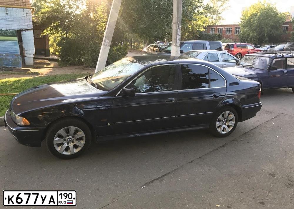 Фото автомобиля BMW SERIE 5, 1997 — госномер Р259ЕР76. Цвет: СИНИЙ