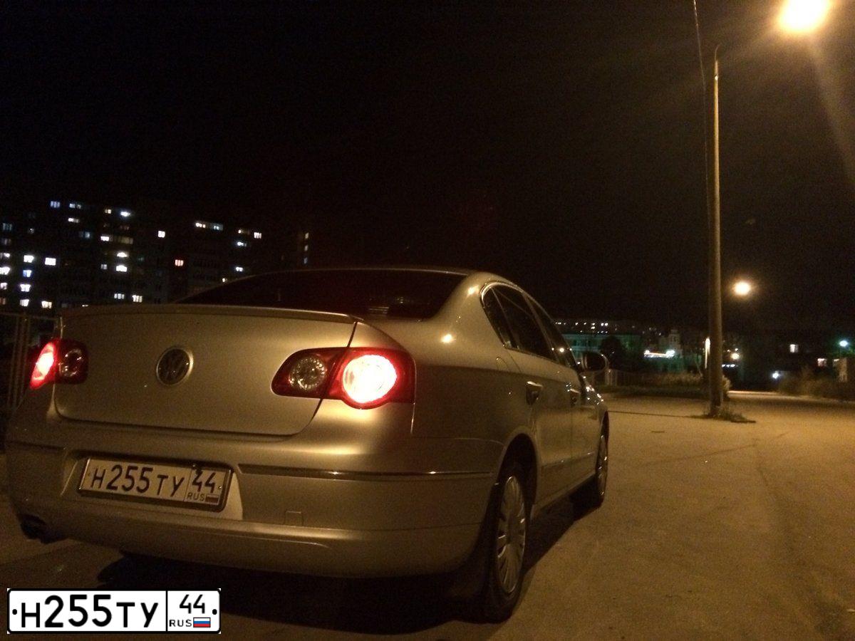 Фото автомобиля VOLKSWAGEN PASSAT, 2006 — госномер Н255ТУ44. Цвет: СЕРЕБРИСТЫЙ