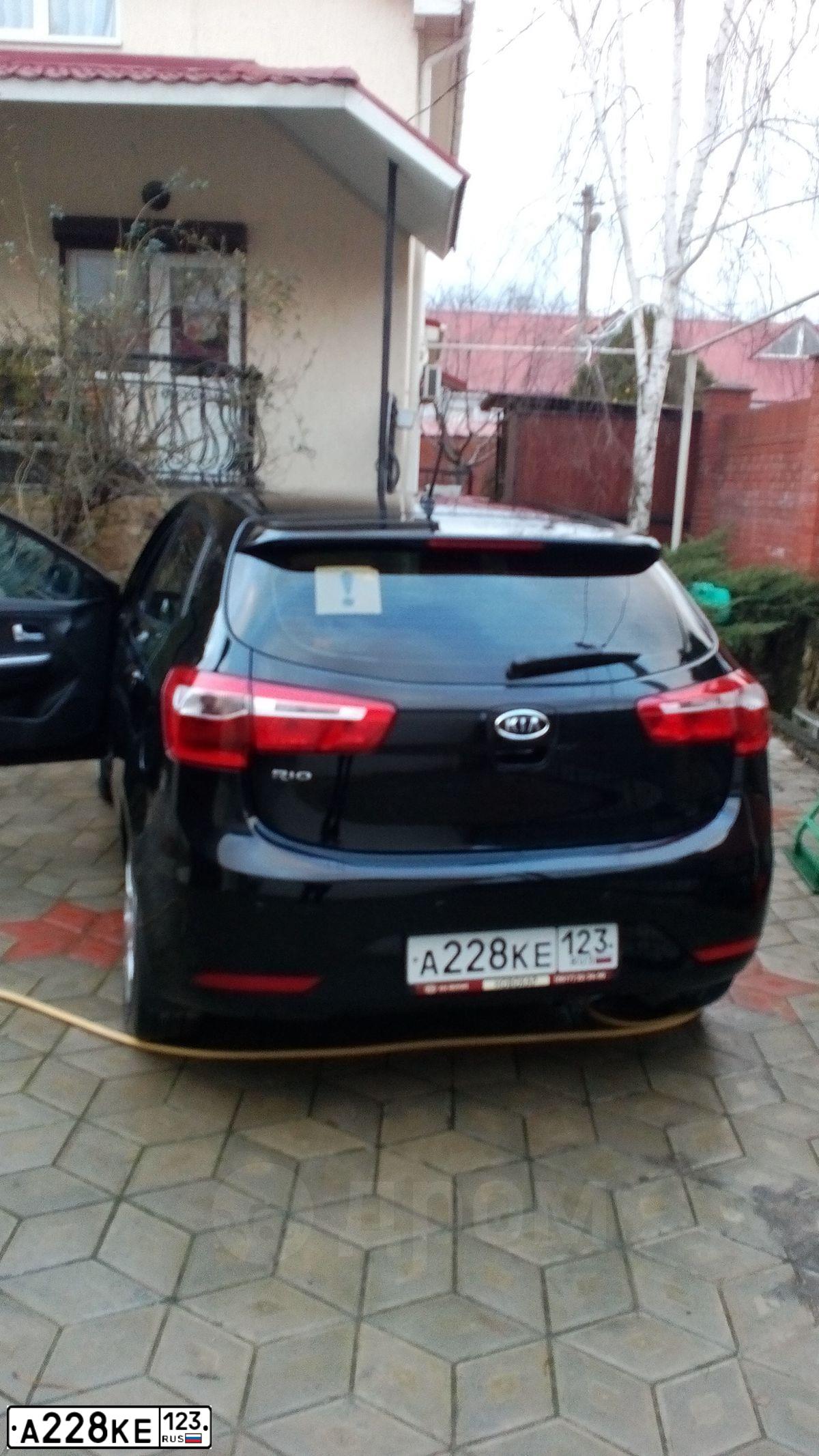 Фото автомобиля KIA RIO, 2012 — госномер Х068МО193
